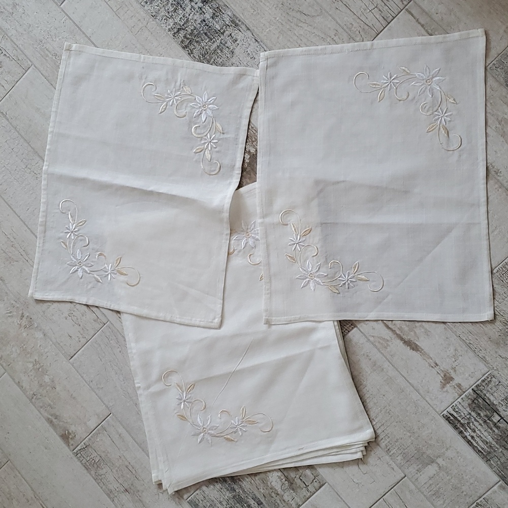New Set of 8 Cotton Floral Flower Embroidered Napkins Neutral Cream White